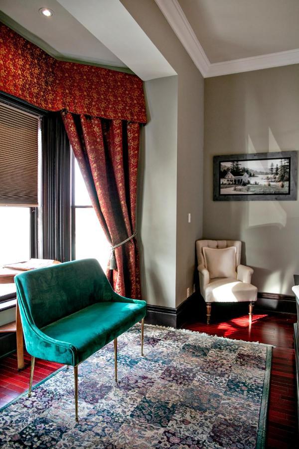 Hotel Puddicombe House New Hamburg Esterno foto
