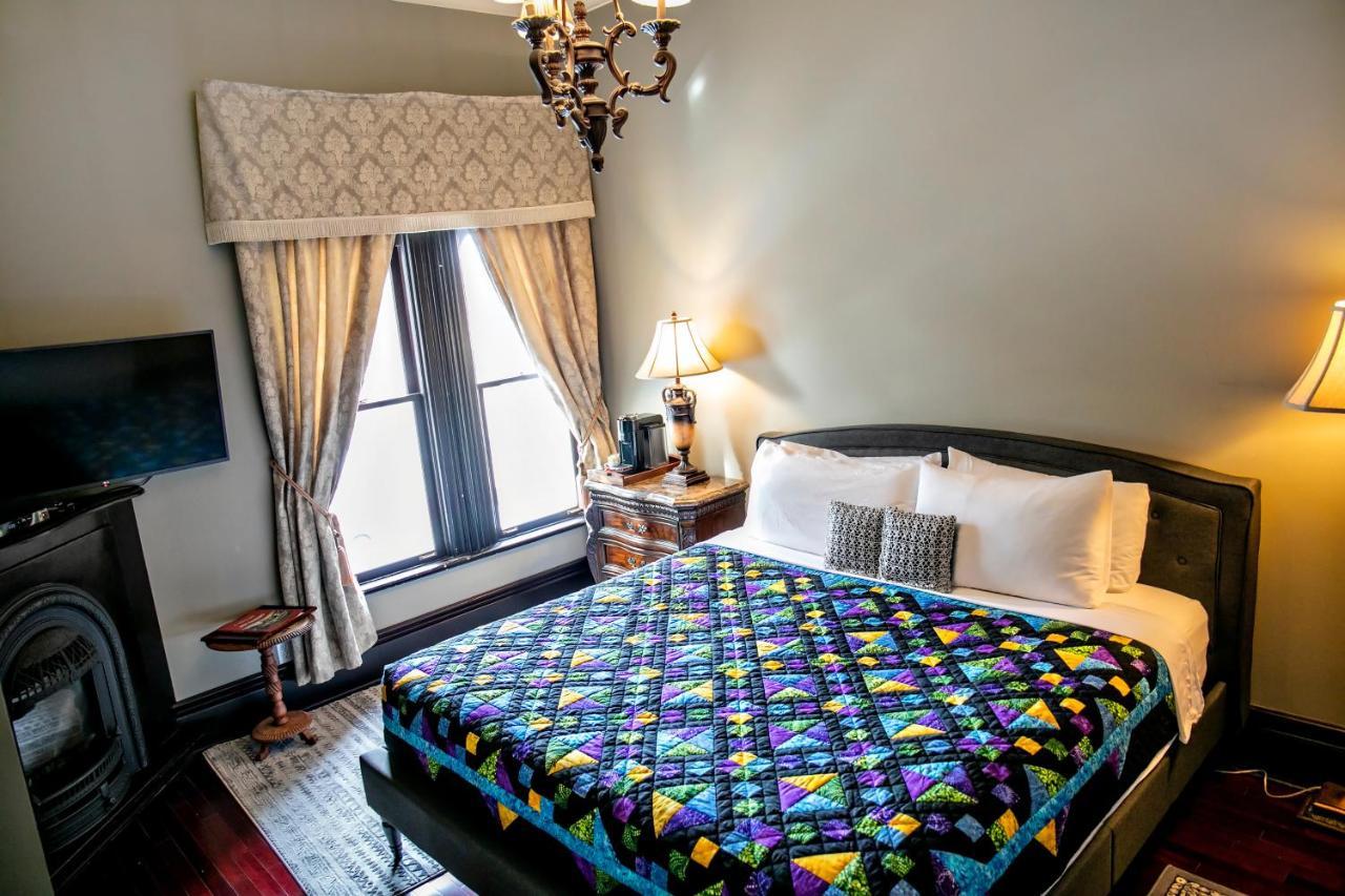 Hotel Puddicombe House New Hamburg Esterno foto