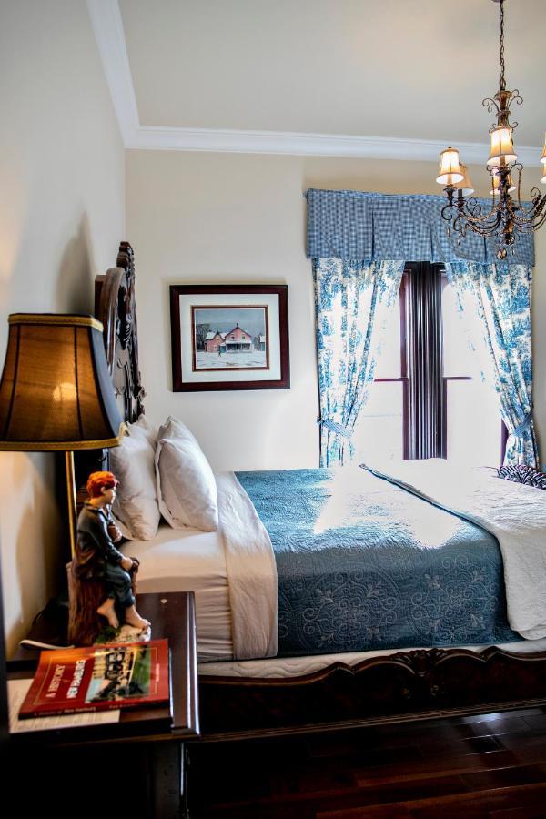 Hotel Puddicombe House New Hamburg Esterno foto